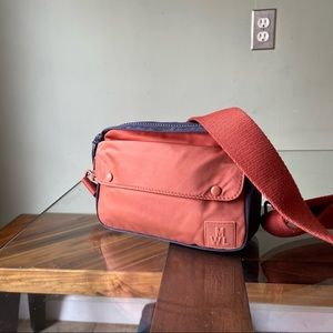 Madewell The Sport Camera Bag in Colorblock, Dark Baltic Multi